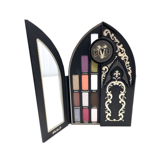 Limited Edition Kat Von D Saint + Sinner Palette - Picture 2 of 6